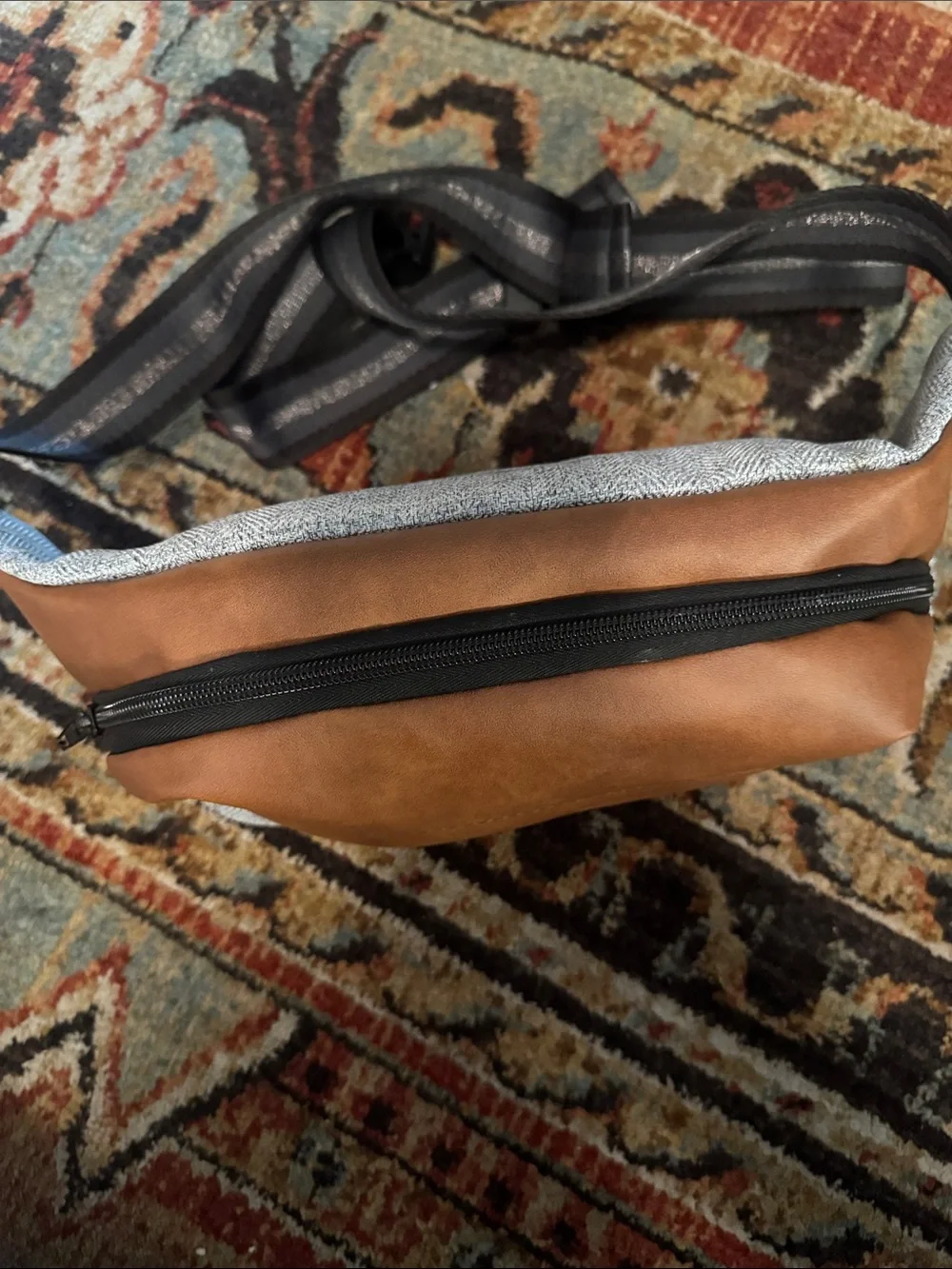 Monbébé Diaper Waist Pack Crossbody Fanny Pack w/ Changing Pad Gray & Brown
